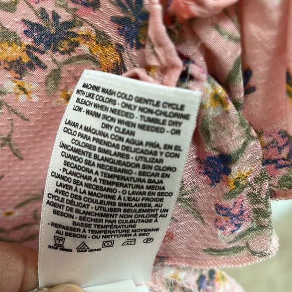 Jessica Simpson Floral Print Surplice top - Picture 8 of 8